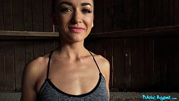 Fit Runner in Leggings