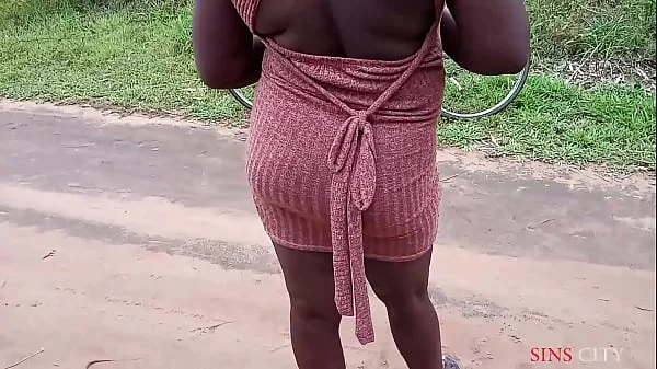 OKONKWO GAVE THE VILLAGE SLAY QUEEN A LIFT WITH HIS BICYCLE, FUCKED HER OUTDOOR