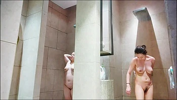 Asian Babes in Shower 576