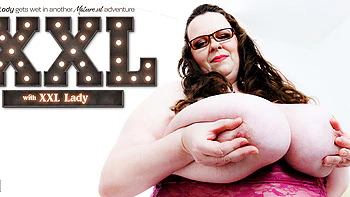 Huge Xxl Lady Is A Bbw With Huge Saggy Natural Tits Masturbating In Bed