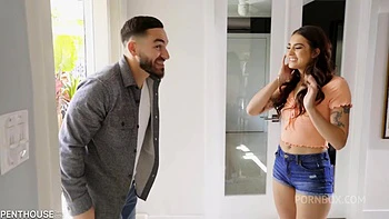 Sofie Reyez Gets a Babysitting Job