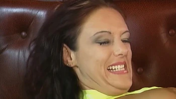 Hot Customer Gets Both Holes Railed Wet And Deep Threesome Fuck With Jorg Jj And Titus Steel