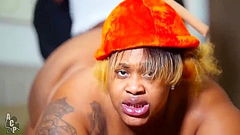 Prettyasspai Plumber