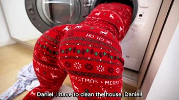 Step Sister Stuck in Washing Machine - Christmas Gift Fuck with Big Ass Doggy Style & Rough Sex