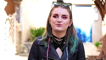 Anissa, 22, fucked by two guys at her request! - Jacquie et Michel TV