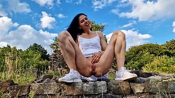 Nicky Brill Gapes Her Pussy Wide Open & Pisses Outdoors in Risky 4K Solo