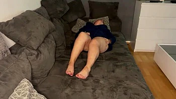 Bonieclydeerotik Shower Masturbation - Blonde Pornstar Fingering Pussy & Clit on Couch, Wet Moaning Orgasm