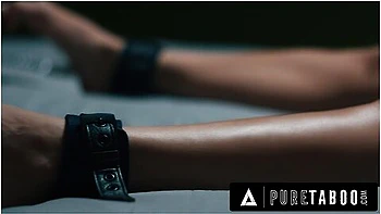 Submissives Vanessa Sky Dee Williams Are Free Use Dominated - Simulation