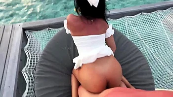 les vacances sexuelles d angela a tahiti