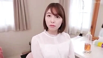 06891,Beautiful woman's lewd appearance