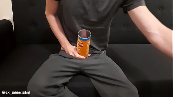 Prank with the Pringles can or how to Trick (fool) your Girlfriend. Step by Step Guide (instruction)