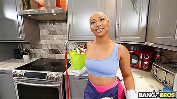 Thick Ass Daphne - The Thickest Cums The Quickest