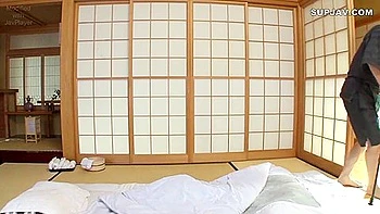 Naughty Nurses Mao Hamasaki