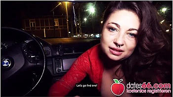 Random Milf Gets Picked Up & Fucked Next To Street With Liz De Lane