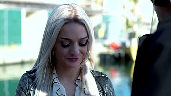 Skyla and the gang-bang, a great story... - Jacquie et Michel TV