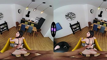 A start on the balcony and sensual sex in vr with Luna Lynx