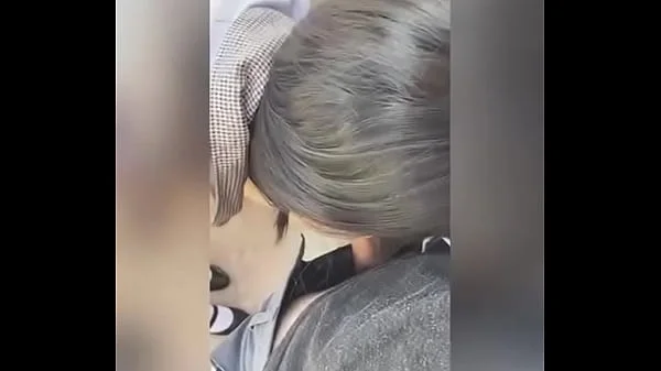 ESTUDIANTE Mexicana CHUPANDO una VERGA en la Escuela y al Final la PONEN de PERRITO y se la COGEN ATRAS de los Salones! Se SALE de Clases para CHUPARLE la Verga a un Amigo a Escondidas! Sexo Real Amateur! (SEGUNDA PARTE)