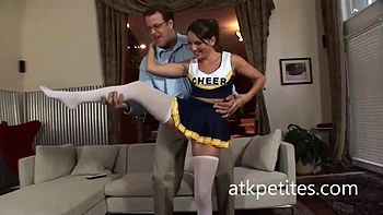Cheerleader-jenna-rose-shows-how-flexible: Blowjob, Cowgirl  Missonary Porn