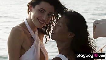 Maki Katana And Oksana Oksi - Nuda Asian Stepmom And Gf Watching Sunset