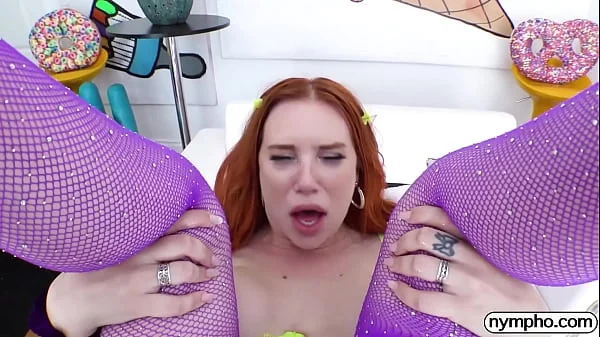 NYMPHO Madison Morgan's hypnotic booty