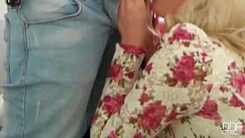 Sucking Her Dreamboat