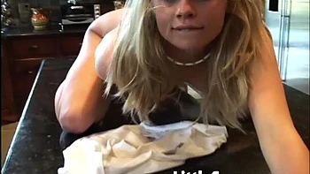 Little Summer with Sexy Body and Kitchen Masturbate