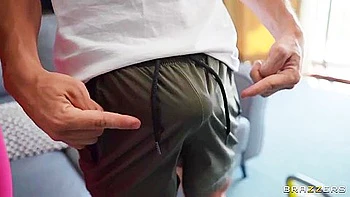 Scarlett Starr - Milf With Well-proportioned From Exxtra