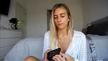 Cam show: Doggy, Cowgirl  Babe Porn