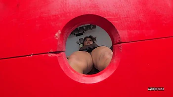 Hole Of Pleasure Feat Astrodomina