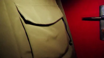 Joss bumps into the landlady's sister - Jacquie et Michel TV