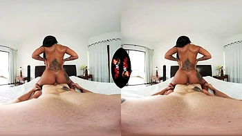 Return of the Martix ft. Mariana Martix: Blowjob, Doggy  Cowgirl VR Porn