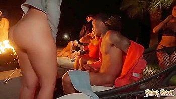 The Best Resort For Vacations - Willow Ryder Italian