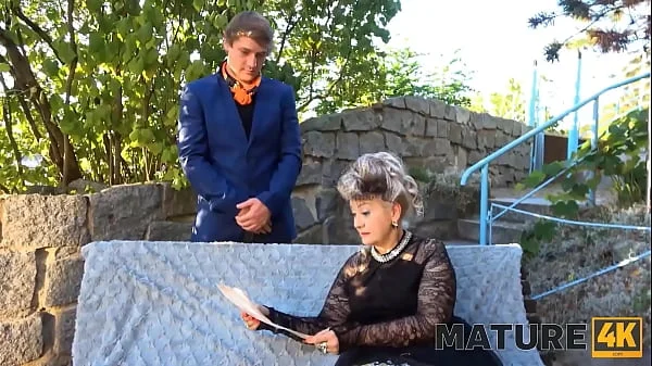 MATURE4K. The Countesss cunt