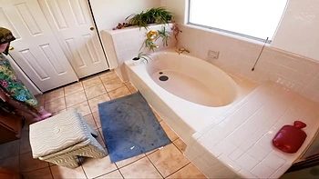 Hot Wife Fucks The Contractor For A Cheap Remodel