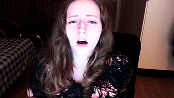 KissMyHips ASMR Pussy Fingering Video