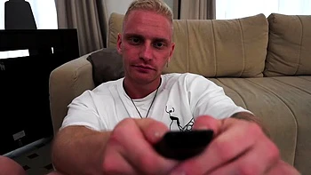 Cock Hungry Teen Elis Benson Seduces Stepbro