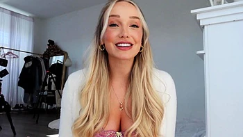 Sensational white Gwengwiz o n l y f a n s