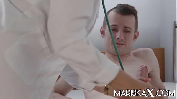 MARISKAX Hot MILF Dacada gets spit roasted