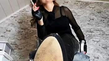 Overknees For Cuckold