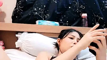 Amateur webcam asian girl