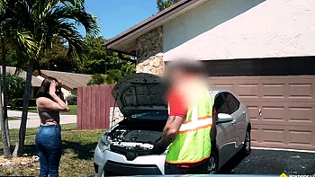 Slay Kay - Fucks In Her Boyfriends Backyard To Get Her Car