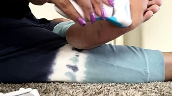 Amateur porn Gives Us Some Foot Fetish Aurora