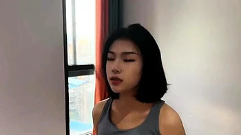 Amateur Asian Teen Fucks Her Boyfriend In a Hotel