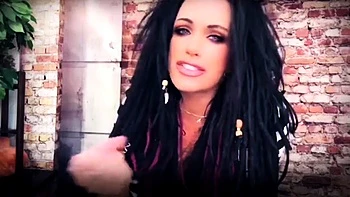 Cheep looking amateur milf brunette Vannah