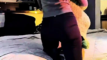 Amberzinha ficou muito grata ao ganhar um brinquedo de