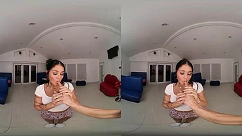 VR Ryan Reid: Blowjob, Doggy  Cowgirl Porn