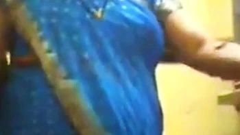 Big-Ass Indian Aunty in Blue Saree