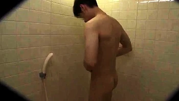 Omege japanese girl with big boobs on cams