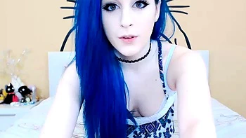 Amateur Webcam Teen Masturbates And Teases