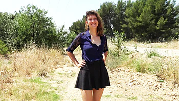 Big adrenaline for Melany! - Jacquie et Michel TV